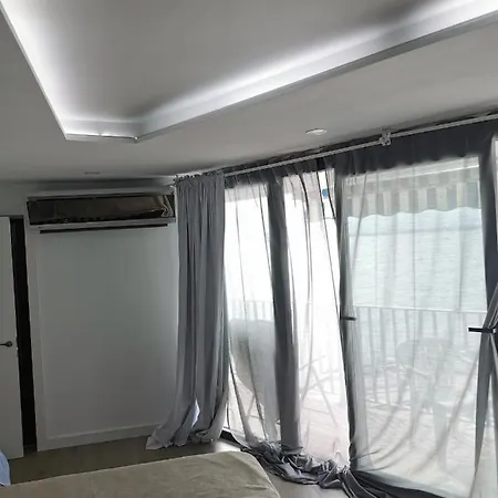 דירה Sea View סאלו